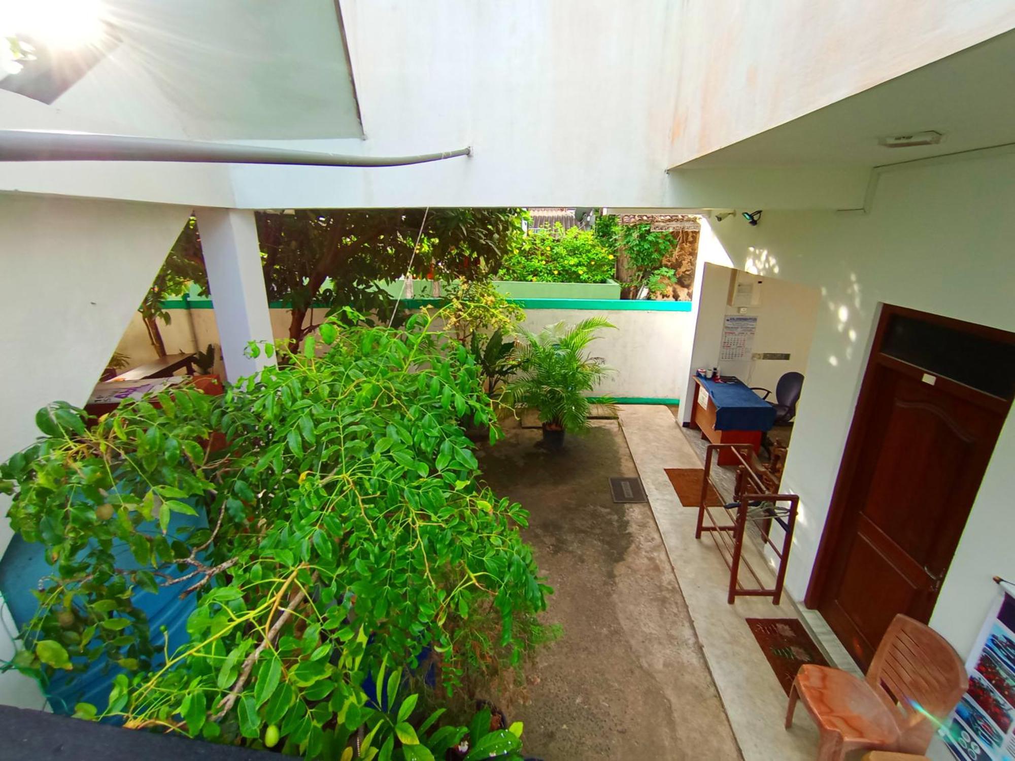 Pearl Resort Mirissa Extérieur photo
