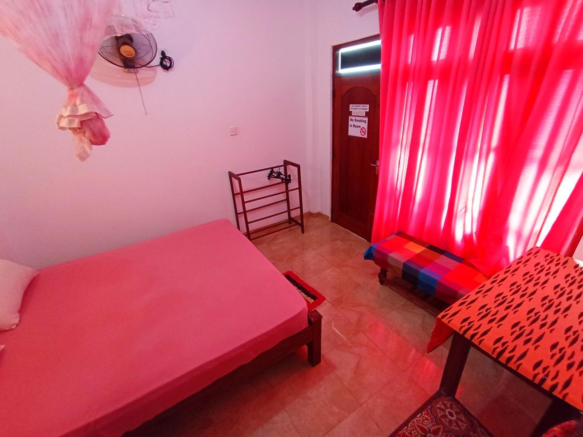 Pearl Resort Mirissa Extérieur photo